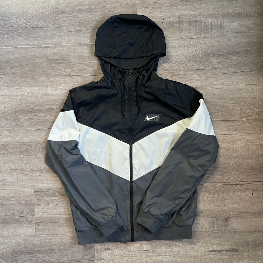 Nike Sportswear Men’s L Hood Big Swoosh Jacket Black White And Gray Size L